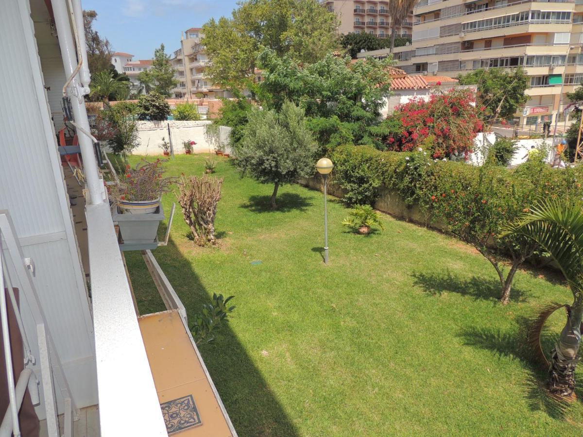 Eurosol Carihuela Beach Torremolinos Bagian luar foto