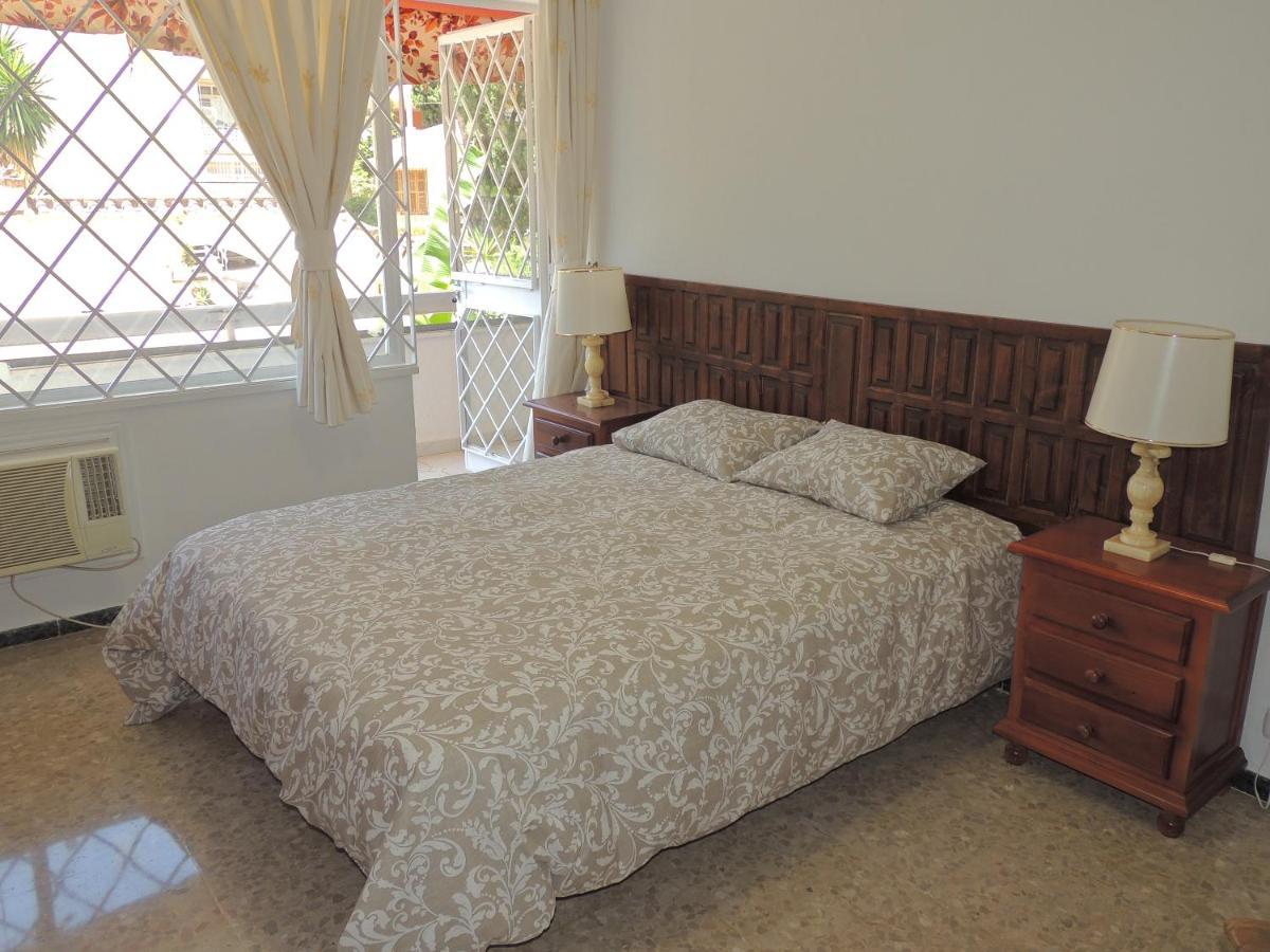 Eurosol Carihuela Beach Torremolinos Bagian luar foto